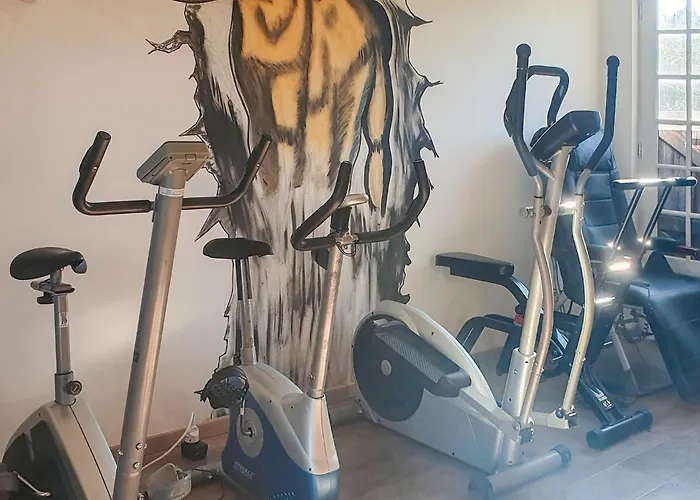 In Eglise-Neuve-d'Issac